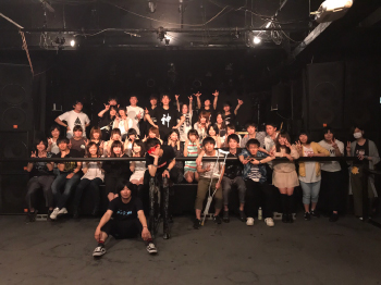軽音楽部