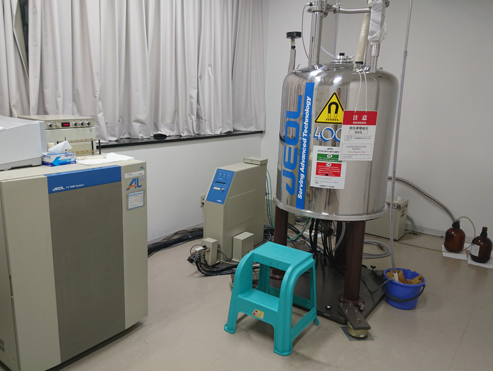 構造解析 NMR