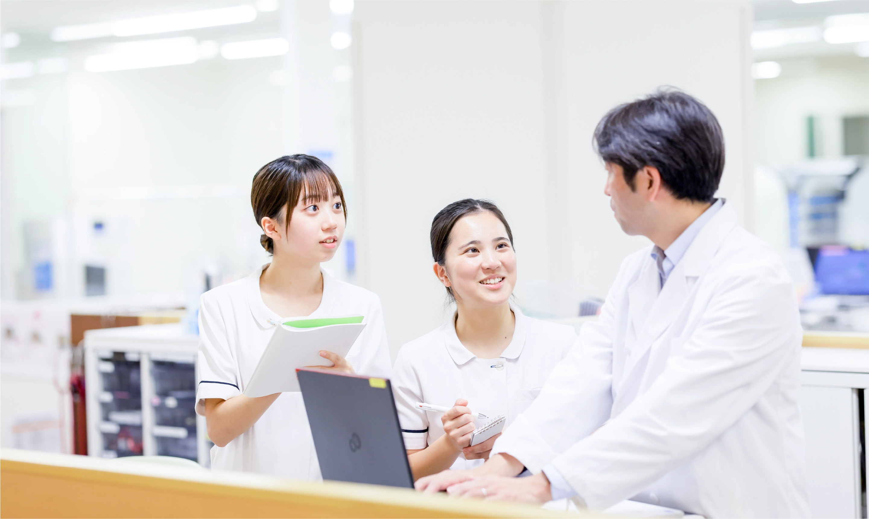 メインビジュアル02